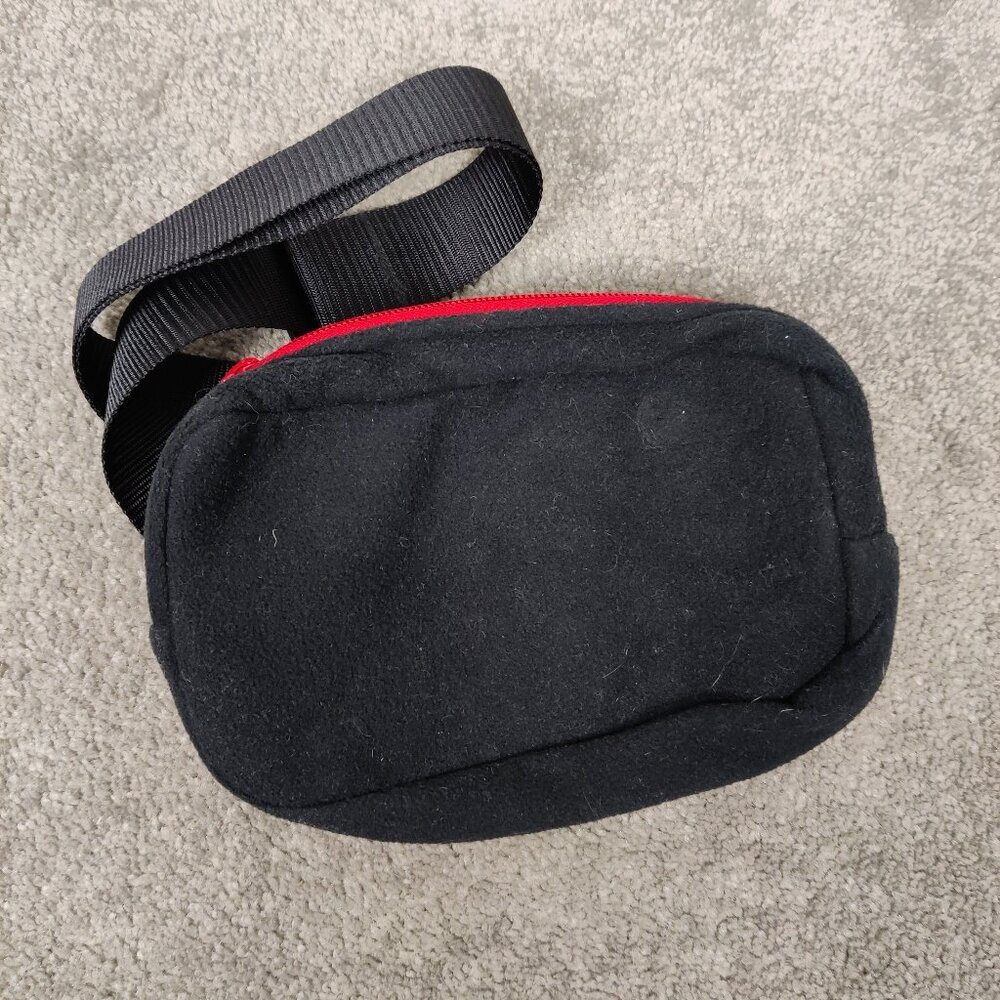 Whelk Men's Belt Bag Black Red Fleece Adjustable Waist Bag Sustainable Outdoor